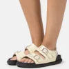 Birkenstock Cannes - Sandalias - Butter