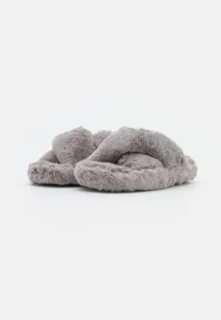 Ted Baker Lopply - Pantuflas - Light Grey 8 Ted Baker Lopply - Pantuflas - Light Grey -Outlet Havaianas Tienda 05e22c1b2f9045aebe4828d3c4b7e502 scaled