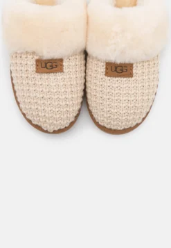 Ugg Cozy - Pantuflas - Cream -Outlet Havaianas Tienda 0ba294fceeec41fb9fb38426add47e61 scaled