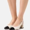 Pretty Ballerinas Shade - Tacones - Off-White