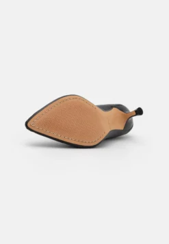 Clarks Thorna Court - Tacones - Black -Outlet Havaianas Tienda 1d425e97282e4cd1b5e2f7330ce99ac3 scaled