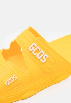 GCDS Pool Slides Unisex - Chanclas De Baño - Yellow -Outlet Havaianas Tienda 32dcc7665c304e219b707a3ebcb8c3db scaled