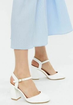 Wide Fit 2 Part Block Court Shoes - Zapatos Altos - White