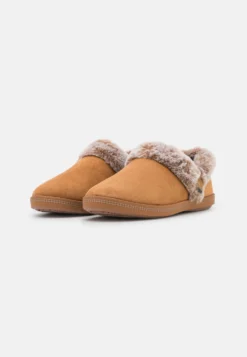 Cozy Campfire - Pantuflas - Chestnut -Outlet Havaianas Tienda 586d9d9ca3b544de88f1a5af3029550d scaled