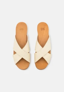 Daphne- Zuecos - Off White -Outlet Havaianas Tienda 5ef9a1e2f24b483b988cd4e4c1ad2d1c scaled