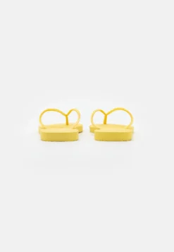 Havaianas Flip Flop Slim - Chanclas De Dedo - Lemon Yellow -Outlet Havaianas Tienda 72de5649987840deaa91e3c1e27aad60 scaled