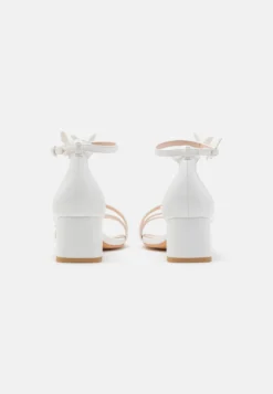 Buffalo Lucy- Sandalias - White -Outlet Havaianas Tienda 7a21c9d915d54bdc90573d3a1b70670a scaled