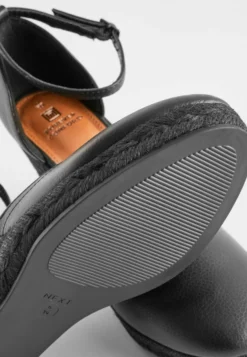 Next Forever Comfort Closed Toe High Standard - Cuñas - Black -Outlet Havaianas Tienda 7e84f57e7e3243b6b78c22aba7acb798 scaled