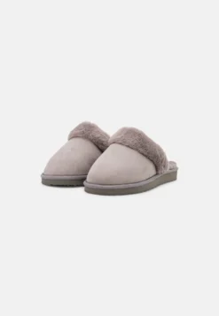 Even&Odd Pantuflas - Grey -Outlet Havaianas Tienda 897c7d911a7e4fe5bcdcc2c593b8c010 scaled
