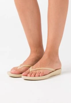 Fitflop Iqushion Ergonomic- Chanclas De Dedo - Gold