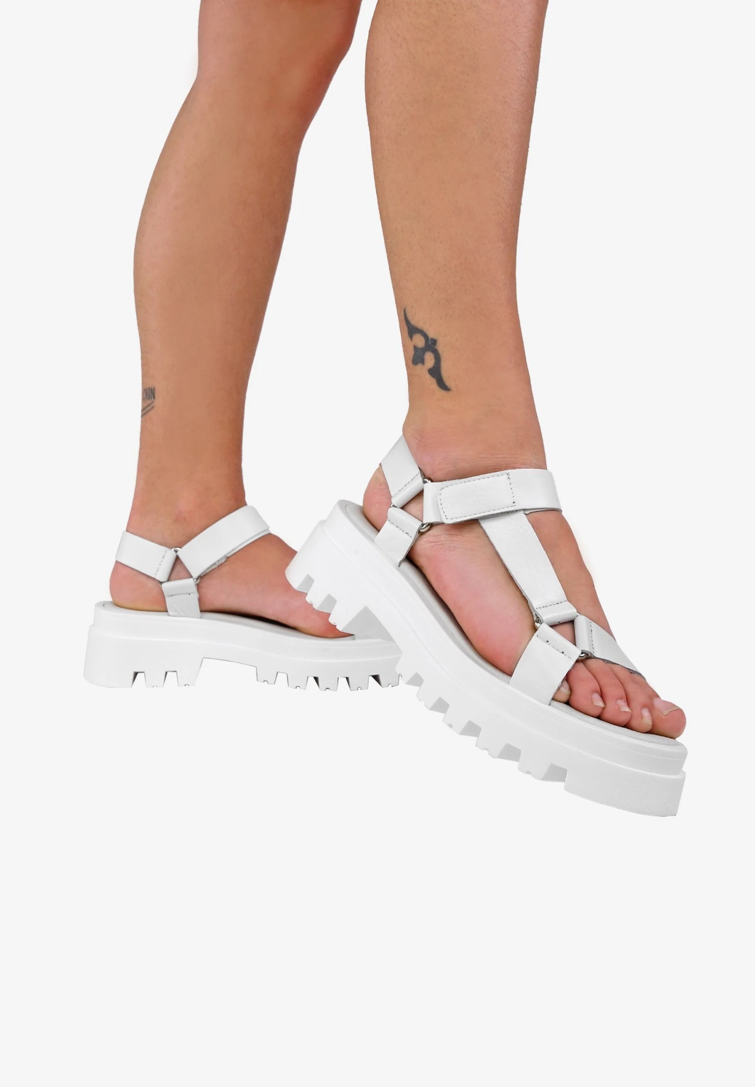 En Con- Sandalias Con Plataforma - Blanco 1 En Con- Sandalias Con Plataforma - Blanco