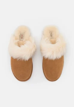 Ugg Scuff Sis - Pantuflas - Chestnut -Outlet Havaianas Tienda ba6c40889663466b91c9c5e7a1b7fa87 scaled