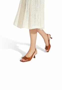 Bella- Peeptoes - Chestnut/Calf