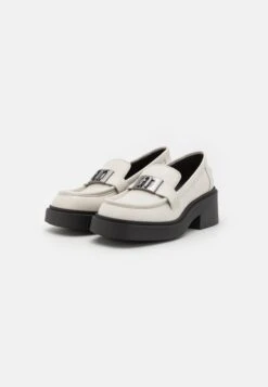 Furla College Loafer- Mocasines - Marshmallow/Nero 9 Furla College Loafer- Mocasines - Marshmallow/Nero -Outlet Havaianas Tienda c19b2adc1743445c91c88b88dc68a971