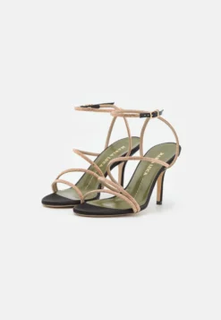 Sandalias De Tacón - Black -Outlet Havaianas Tienda c2d15e2c78f747ecb5591d15e1946408 scaled