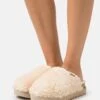 Ugg Fuzz Sugar - Pantuflas - Natural