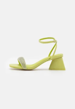 Los recién llegados -Outlet Havaianas Tienda deb0bb2685a14ef69f9b00df677c2441 scaled