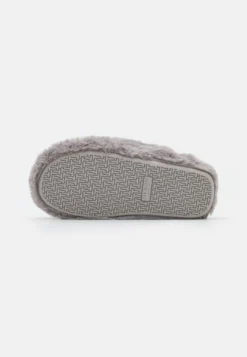 Ted Baker Lopply - Pantuflas - Light Grey 10 Ted Baker Lopply - Pantuflas - Light Grey -Outlet Havaianas Tienda ecd828ffa5244e48beeddcd837d792e5 scaled